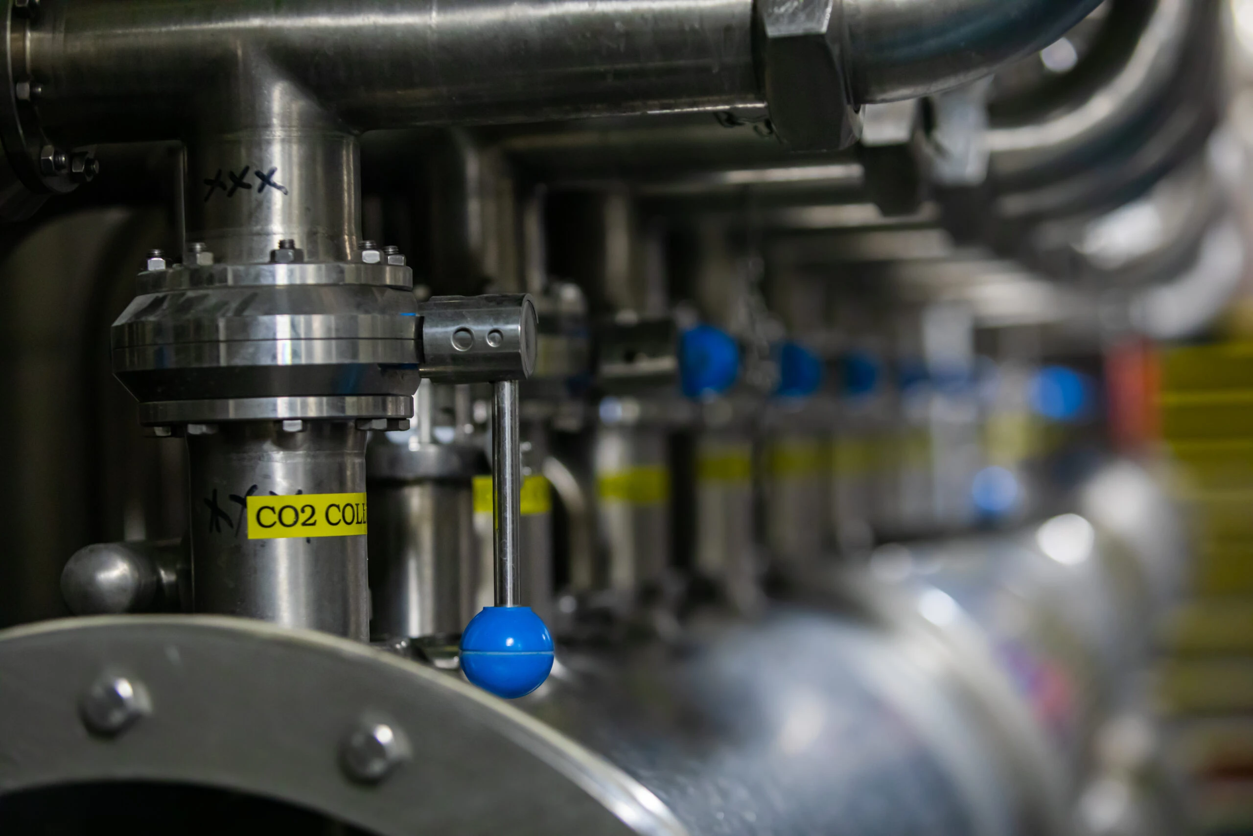 serving vessels piping system dispatching area
